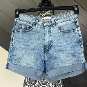 H&M‎ High Waisted Cuffed Jean Shorts